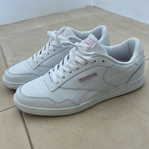 Reebok Sneakers